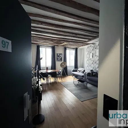 97 - Urban Colonnes De Buren *