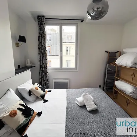 97 - Urban Colonnes De Buren * París